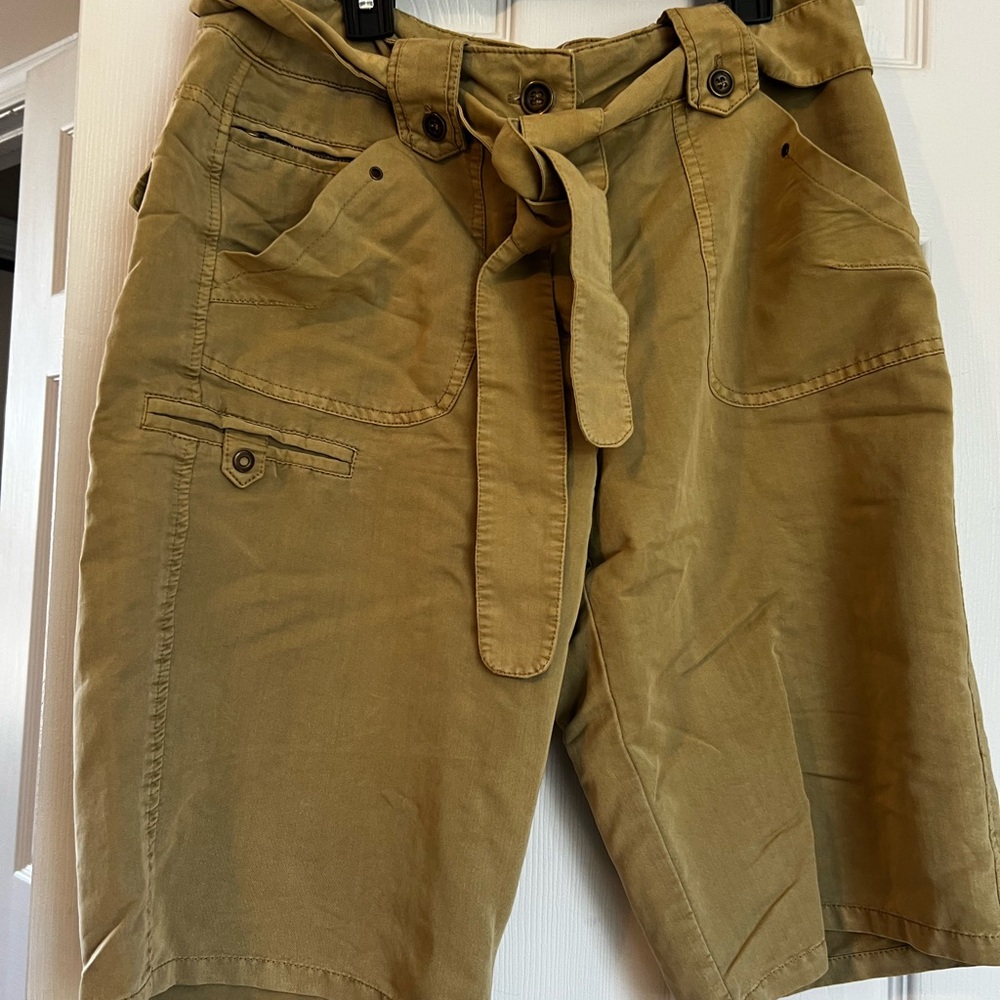 Women’s Tan Shorts with Belt